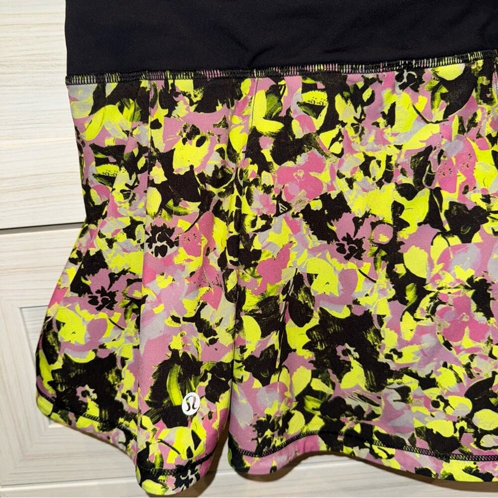 Lululemon Pace Rival Mid-Rise Skirt
Inflected Highlight Yellow Multi / Black 4 - Picture 8 of 11